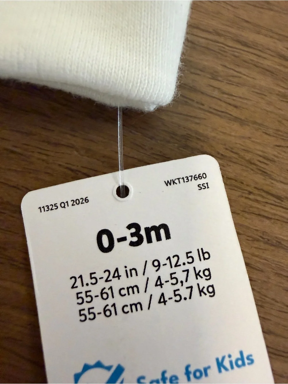 NWT - Carter's Child of sleep ‘N play WHITE STARS (0-3 months)